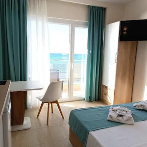 Navarino Luxe Hotel apartamentowy