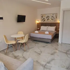 επισκεφθείτε το ξενοδοχείο